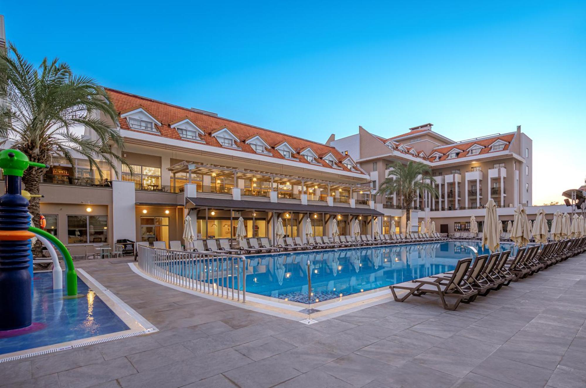 Side Story Resort & Spa Exterior photo