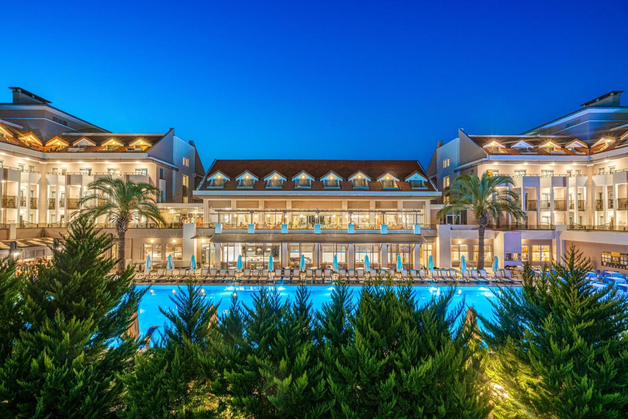 Side Story Resort & Spa Exterior photo